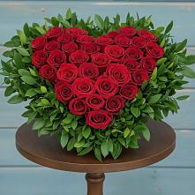 Цветочная композиция из Розы в виде сердца #REPLACE_PRED# Аниве