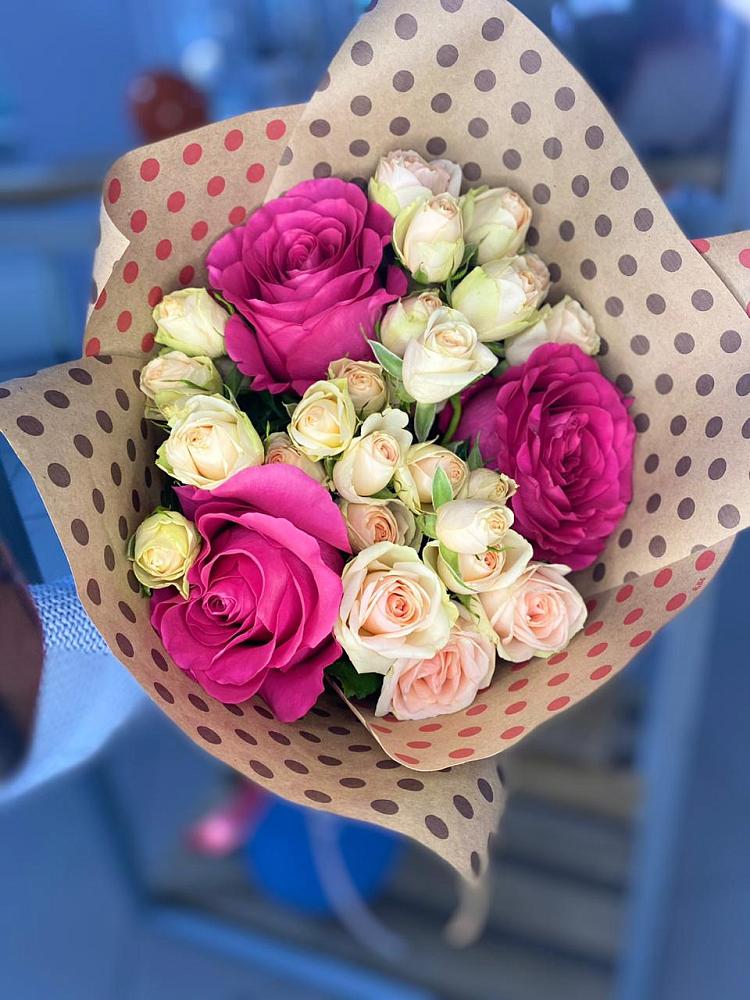 Букет цветов из: Розы в Аниве