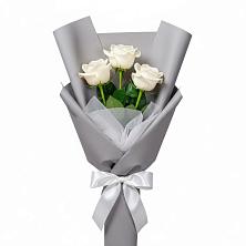 Букет 3 белые розы в Аниве