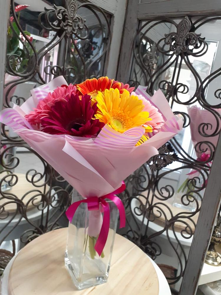 Букет цветов из: Герберы в Аниве