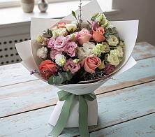 Букет цветов из:  Розы, Лизиантусы и Гвоздики #REPLACE_PRED# Аниве