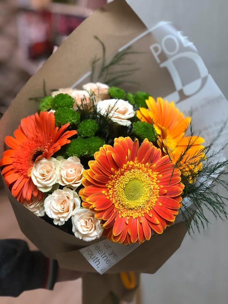 Букет цветов из: Герберы, Хризантемы и Розы в Аниве