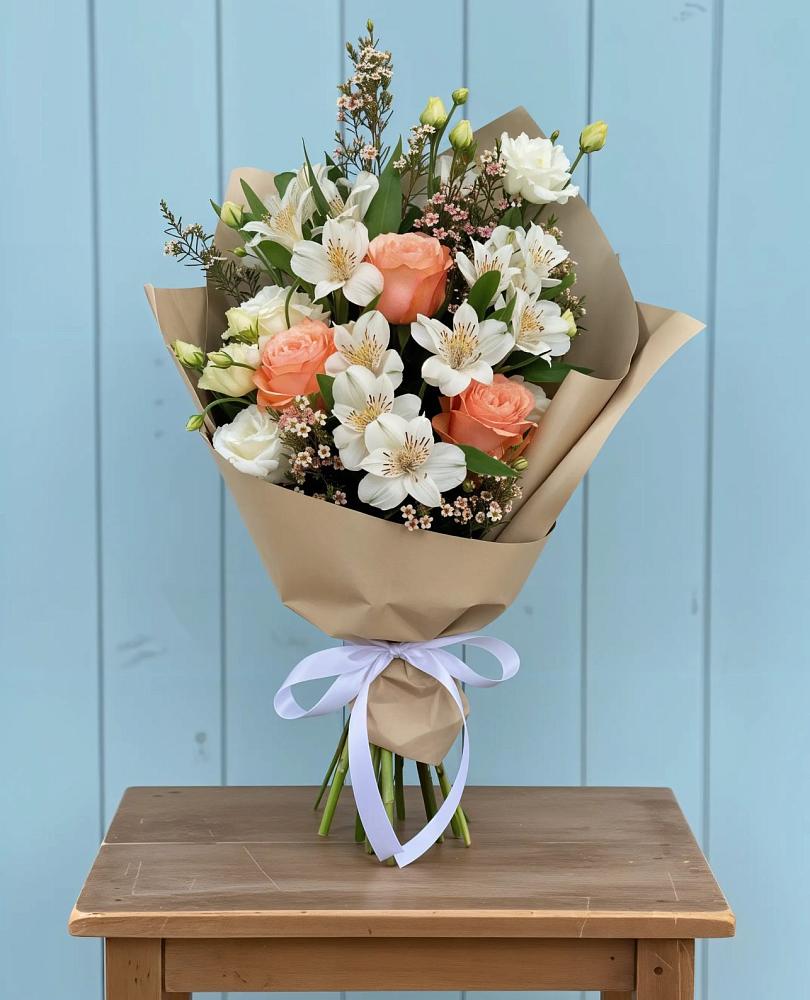 Букет цветов из: Альстромерии, Лизиантусы, Розы и Хризантемы в Аниве